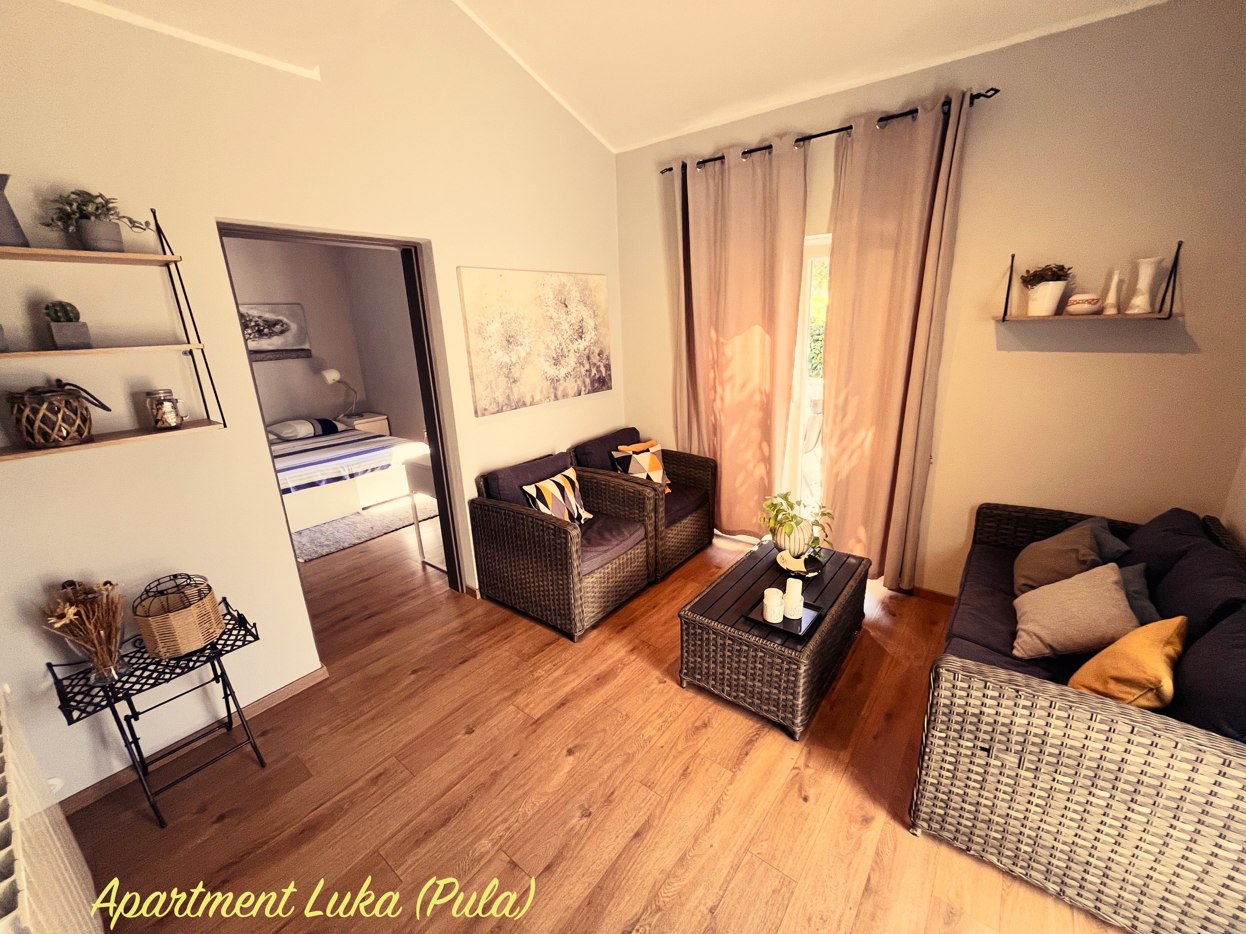 Peaceful veranda - great place to relax with a cup of coffee ☕️